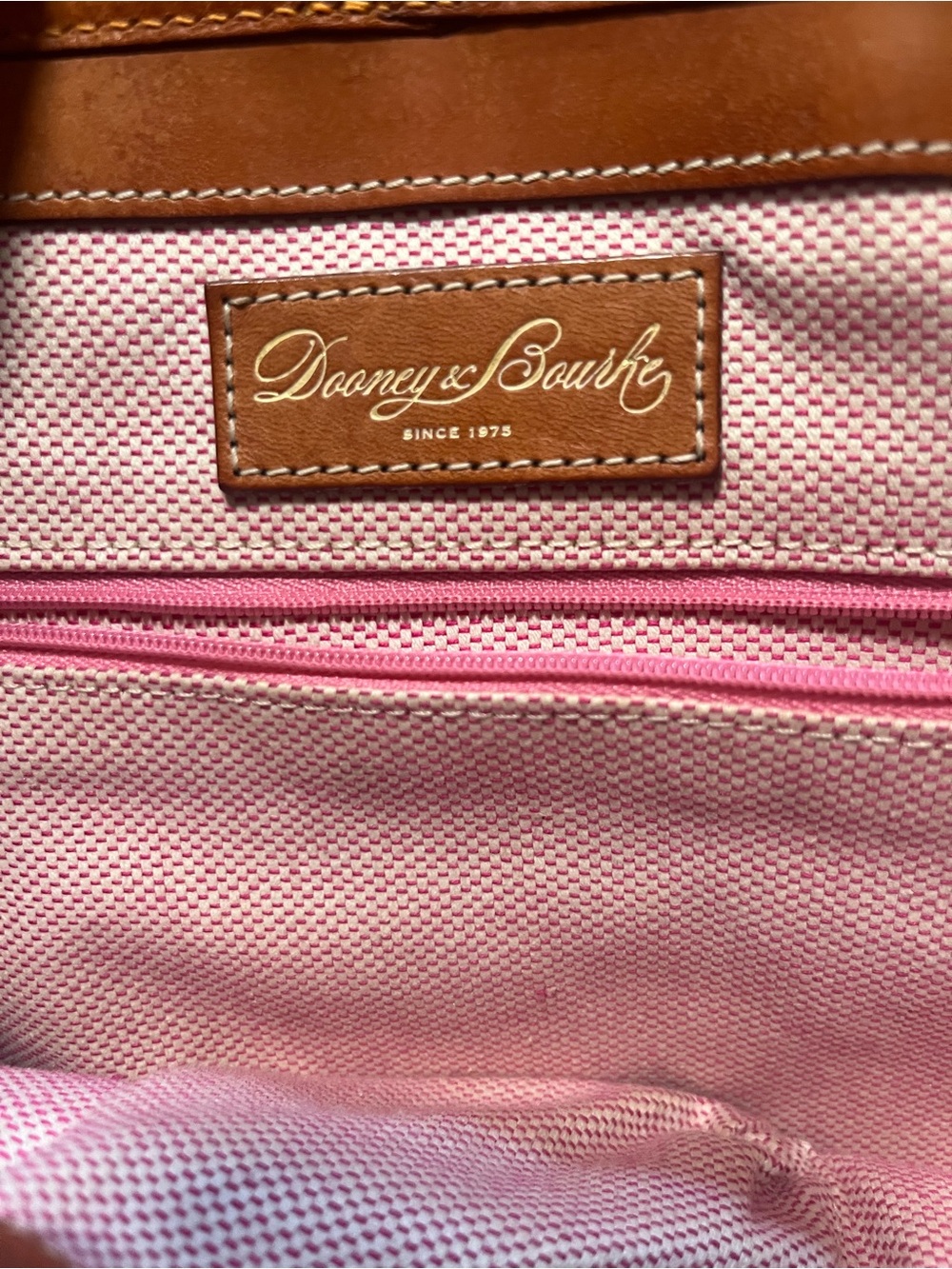 Dooney & Bourke Giraffe Print Canvas Tote Bag | Pink Lining | Rare |Leather Trim - Picture 7 of 8